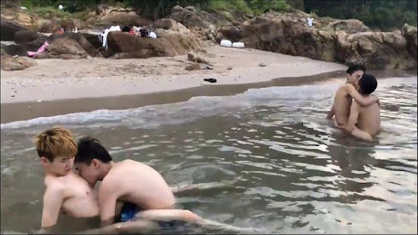 Amateur Contribution – Horny Beach Gangbang Part 1 海滩乱交決戦